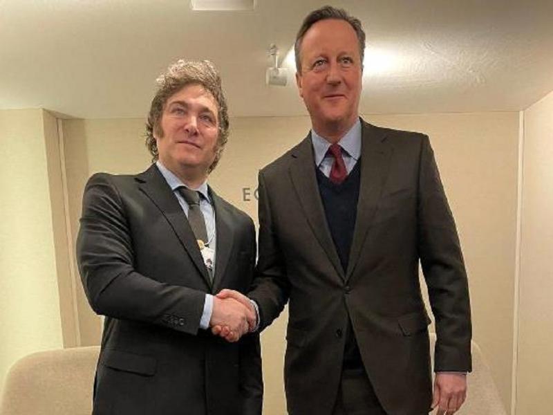 El encuentro del Presidente Javier Milei con el Canciller britnico David Cameron en el marco del viaje a Davos, reaviv las sospechas y puso las antenas en alerta por el fantasma del conocido pacto Foradori-Duncan.