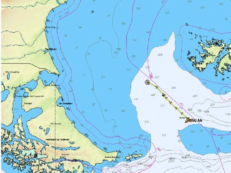 El barco TAI AN, con base en el puerto de Ushuaia, propiedad de un empresario chino, habra pescado ilegalmente 140 toneladas de merluza negra.