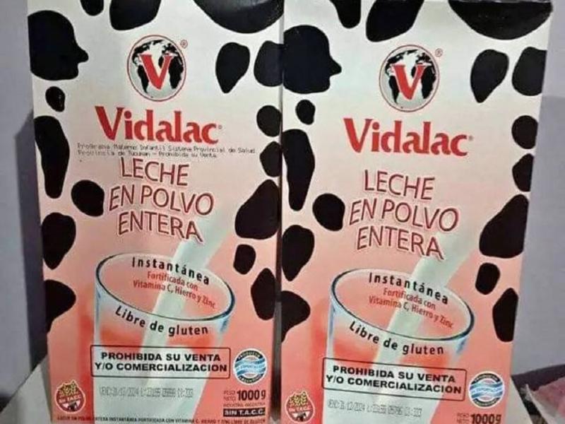 La leche en polvo de la marca Vidalac integraba las toneladas de alimentos que estaban a punto de vencer y que el Gobierno destin a la Fundacin CONIN luego de que el Juez Sebastin Casanello ordenara su reparticin.