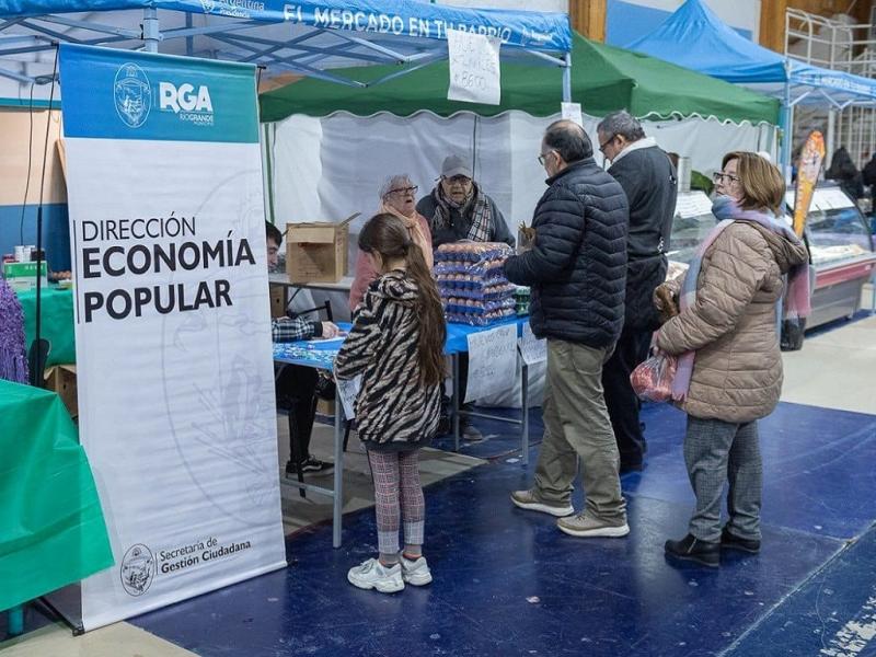 En el Mercado en tu Barrio las familias encontrarn productos de los rubros carnicera, pollera, verdulera, artculos de limpieza y alimentos para mascotas.