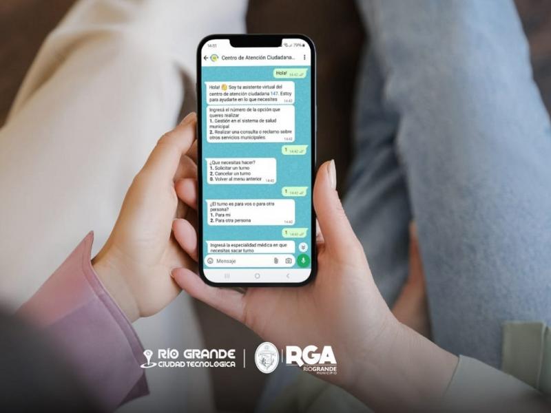La puesta en marcha del chat automatizado municipal tiene que ver con uno de los ejes del modelo de gestin del Intendente Prez de modernizar al Municipio, hacerlo ms gil y con mejor capacidad de respuesta, indic Gonzalo Ferro.