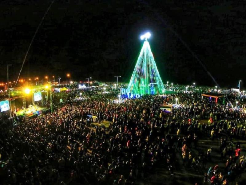 La presentacin de la banda santafesina ser el broche de oro para una serie de festejos pensados para todas las familias riograndenses, que iniciarn el sbado 7 de diciembre por la tarde en el Parque de los 100 aos.