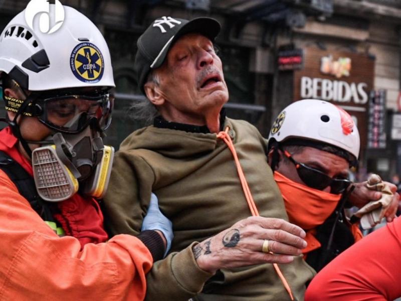 La poltica econmica y el rumbo del pas que plantea Milei no puede sostenerse sin represin, seal el bloque de Diputados de Unin por la Patria.  Afuera del Congreso le pegan a los jubilados, adentro se pegan entre ellos, remarc Andrea Freites.