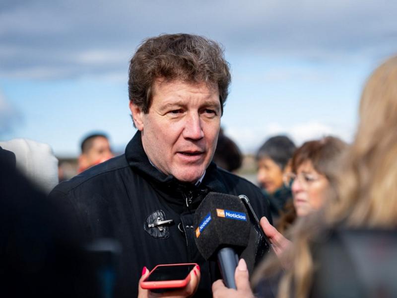 La industria fueguina es empleo, es soberana, y representa un desarrollo tecnolgico de alta calidad que no existe en ninguna otra parte del pas, remarc Gustavo Melella tras criticar las medidas del Gobierno nacional.