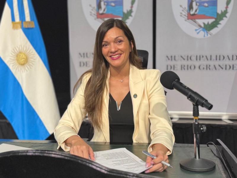 Esto tambin es posible gracias a una gestin austera que permiti el ahorro de 900 millones de pesos en gasto poltico que logramos entre todos los Concejales, remarc Guadalupe Zamora.