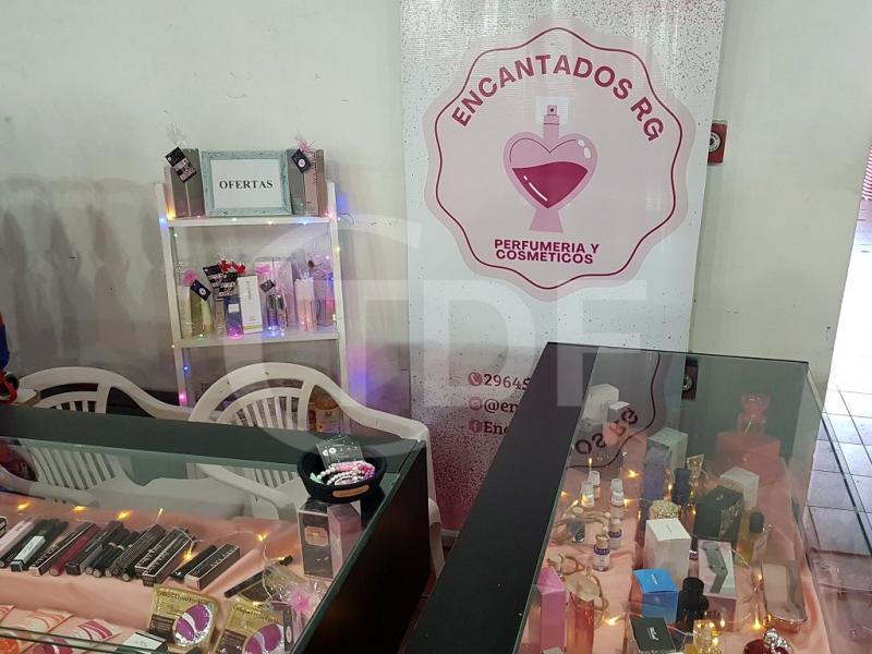 Quienes visiten la feria podrn disfrutar de una amplia y variada propuesta que incluir productos de indumentaria, tecnologa, accesorios y artculos para el hogar, ideales para regalar a los padres en su da.