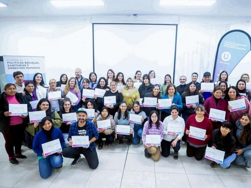 La formacin fue organizada de manera conjunta entre la Municipalidad y la UNTDF, con el objetivo de ofrecer herramientas prcticas para la gestin eficiente de unidades productivas, fortaleciendo as el ecosistema emprendedor local.