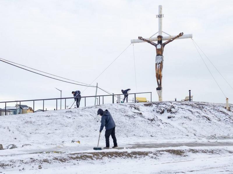 Dichas labores tambin se ejecutaron sobre la bicisenda, el sector del Cristo, y el Parque de los 100 Aos, garantizando el mantenimiento y la limpieza de estos espacios pblicos tan representativos de la ciudad.