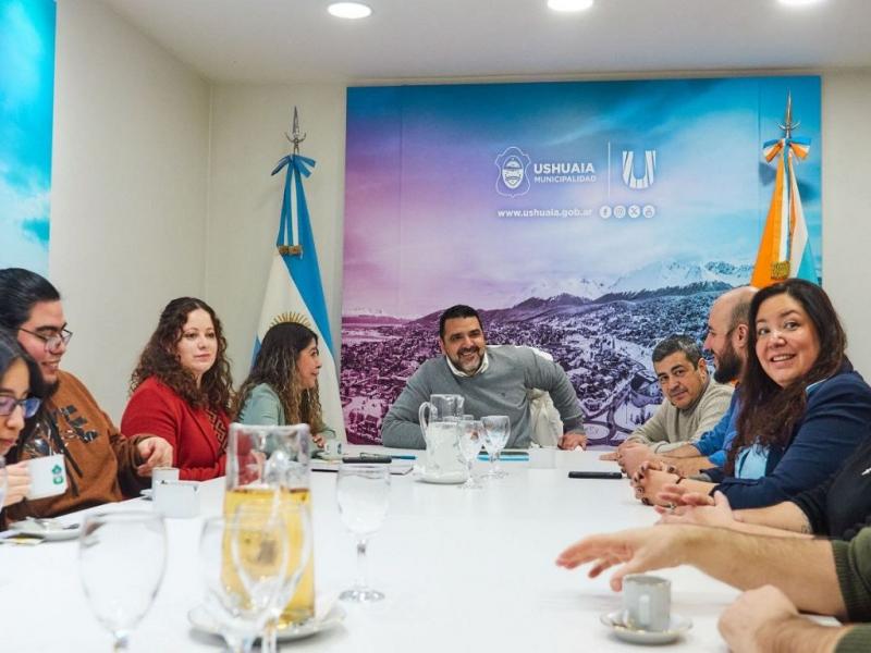 Dicho convenio haba sido anunciado por el Intendente durante su discurso de apertura de sesiones del 2025. Ahora se pudo concretar para que los jvenes puedan poner en prctica aquello que vieron durante el trayecto profesional.