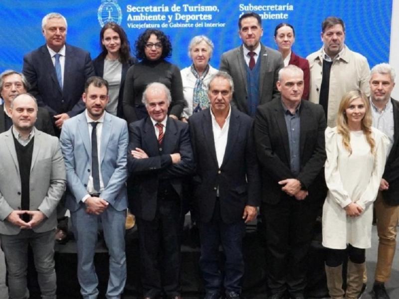 Durante la jornada se realiz la presentacin del Sistema Integrado de Informacin Ambiental (SInIA), que integra datos ambientales a escala nacional, regional, provincial y municipal.