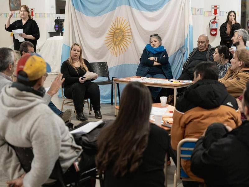 Las actividades, encabezadas por el Doctor en Ciencias Polticas Martn Maldonado, se desarrollaron en los barrios Pipo, Kaupen, Andorra, Dos Banderas, La Cima, Races y 640 Viviendas, y en la Secretara de la Mujer.