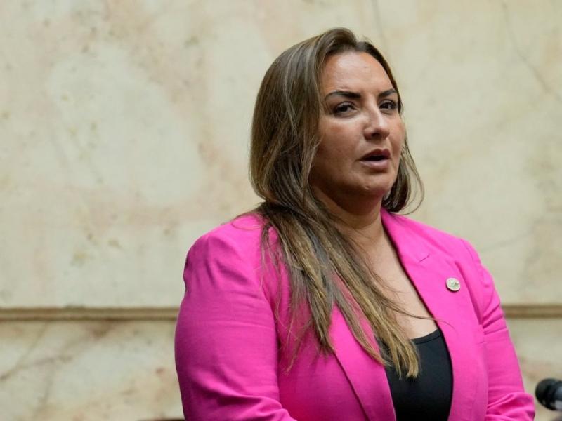 En medio de un rcord de morosidad en los prstamos a familias, la Diputada fueguina de Unin por la Patria, Andrea Freites, impulsa la creacin de un fondo nacional para reestructurar deudas de consumo y evitar la exclusin financiera.