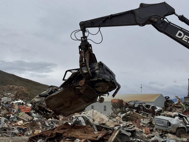 Estas acciones forman parte de una poltica pblica que busca promover el cuidado de Ushuaia y consolidar una gestin responsable de los residuos y materiales en desuso, destacaron desde la Municipalidad de Ushuaia.