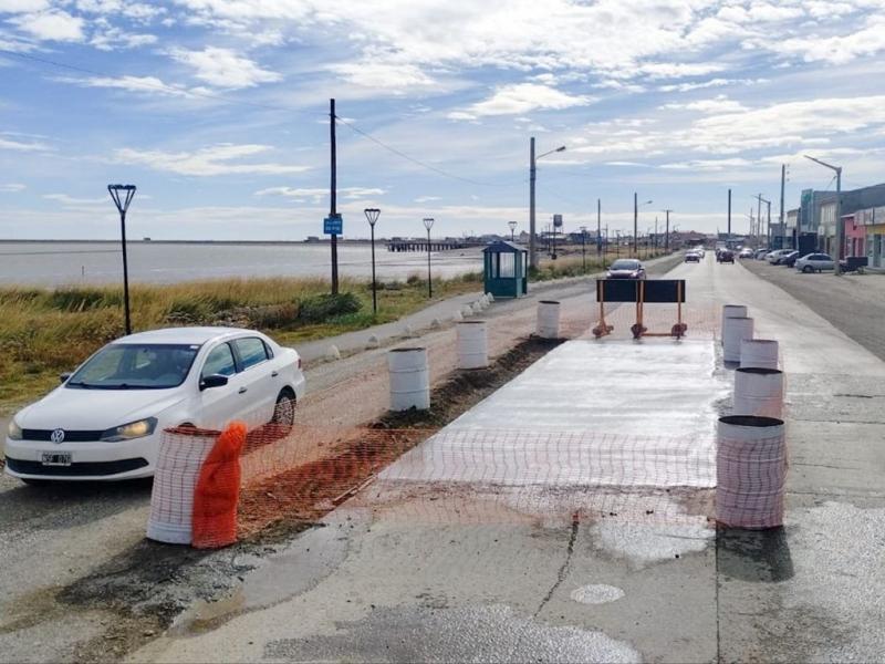 Esta semana se trabaj� sobre la calle Seriot, tambi�n en zona sur. Dicha arteria presentaba un marcado deterioro y fue intervenida con hormigonado. Tareas similares se van a continuar realizando de manera sostenida en otros sectores.