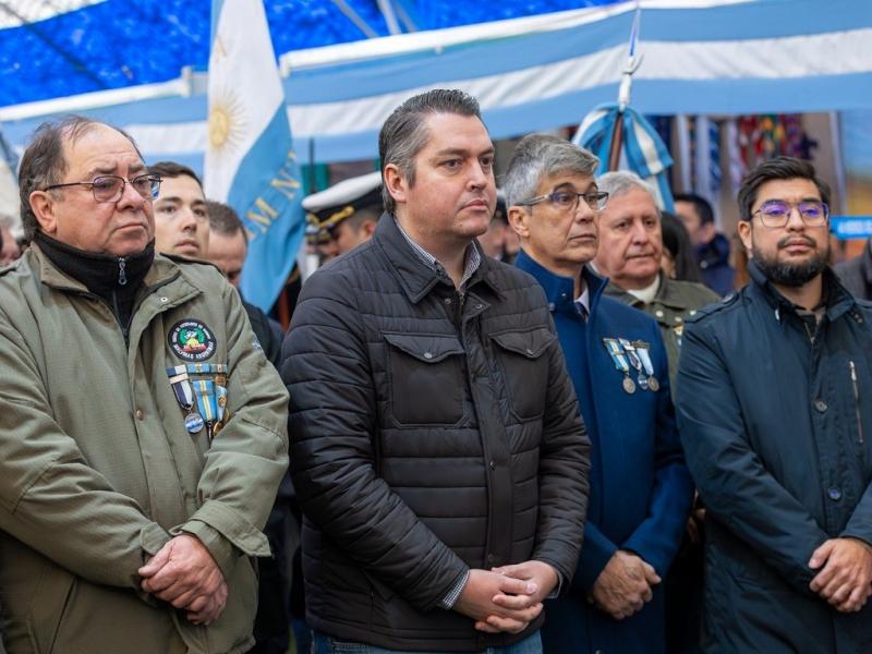 Río Grande continúa fortaleciendo su identidad malvinera y su compromiso inclaudicable con la memoria, el reconocimiento a los veteranos y la defensa irrenunciable de la soberanía argentina sobre nuestras Islas Malvinas.