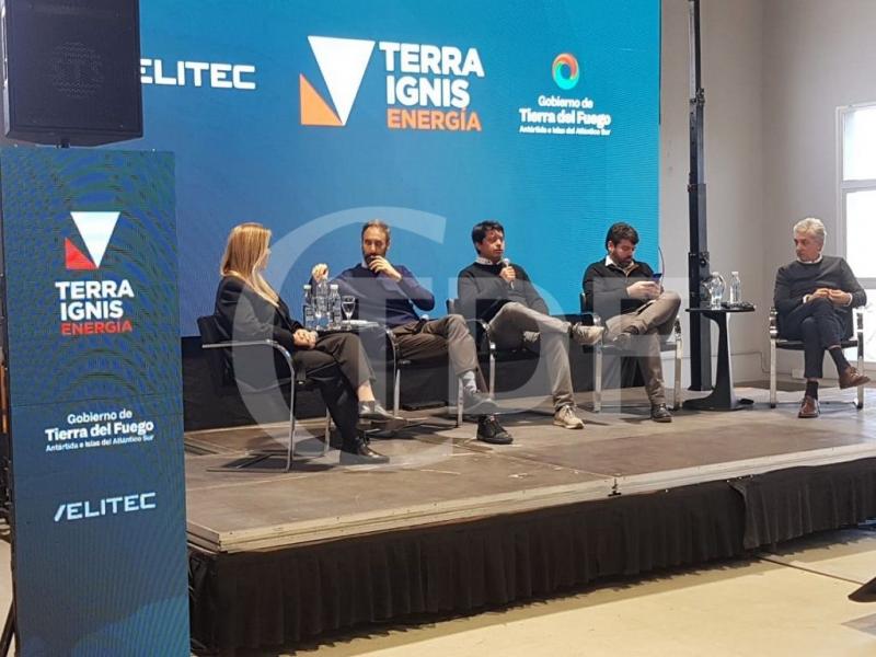 �Ahora empieza una nueva, que es la etapa de Velitec como operador, y en un breve per�odo de tiempo ya el lanzamiento de la nueva UTE�, destac� el Presidente de Terra Ignis, Maximiliano D�Alessio.