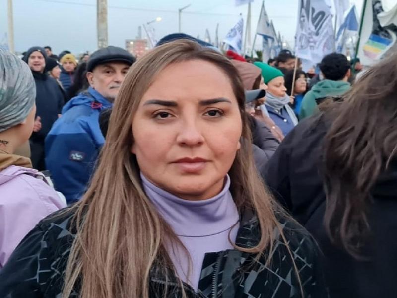 �Lo que propone el proyecto del oficialismo es simple, si vos no demostr�s que tus ingresos son bajos, perd�s el subsidio, ya no importa donde viv�s, no importa que el invierno ac� es largo y es crudo�, resalt� Andrea Freites.