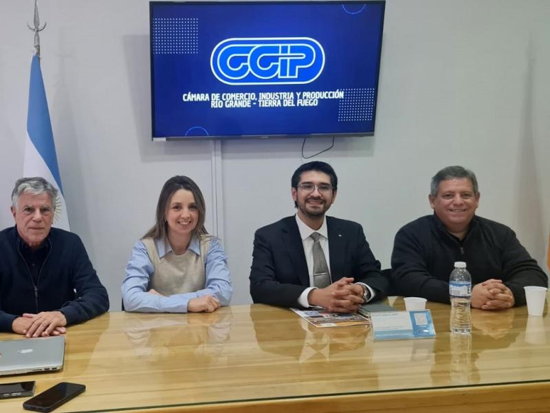 Tras la reuni�n, Jos� Lu�s Iglesias destac� la predisposici�n del representante diplom�tico chileno para avanzar en cuestiones que la entidad empresarial considera estrat�gicas para el desarrollo regional.