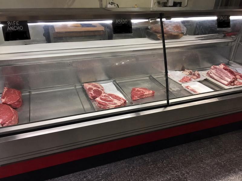 La entidad atribuye el desplome a la persistente pérdida de poder adquisitivo de los hogares, que no logra reponerse pese a cierta estabilización de precios. El informe refleja un mercado interno debilitado que contrasta con el dinamismo exportador.