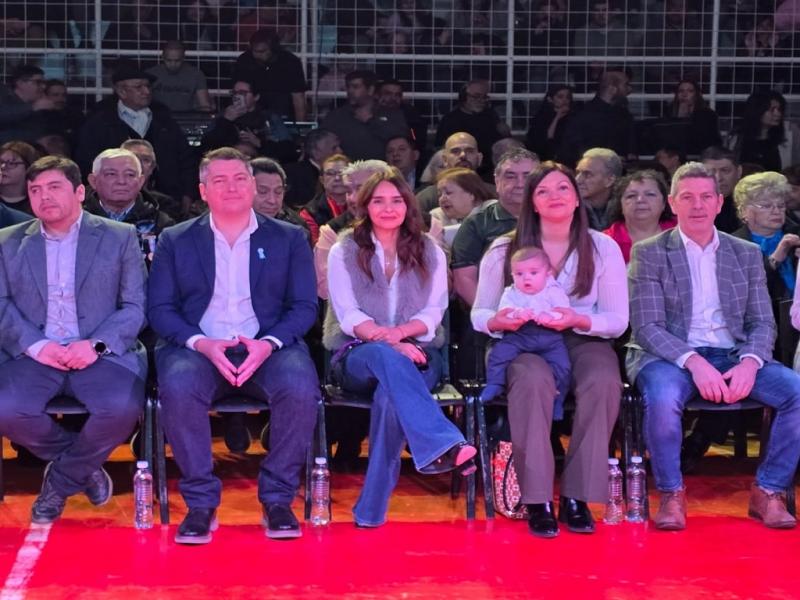 Los concejales expresaron que, �celebrar un nuevo aniversario de R�o Grande es honrar a quienes hicieron grande esta ciudad y renovar nuestro compromiso de seguir construyendo un futuro con m�s trabajo, inclusi�n y oportunidades�.