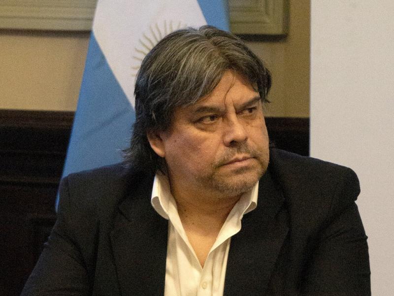 “La explotación de recursos naturales en una zona cuya soberanía continúa en disputa no puede ser considerada una simple operación comercial. Estamos hablando de recursos estratégicos que pertenecen al pueblo argentino”, señaló Araujo.