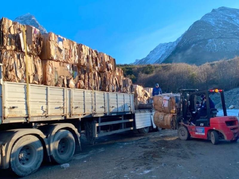 �Desde la gesti�n municipal seguimos trabajando en potenciar la cadena de valor del reciclaje en Ushuaia�, se�al� el Secretario de Pol�ticas Ambientales, Culturales y Educativas, David Ferreyra.