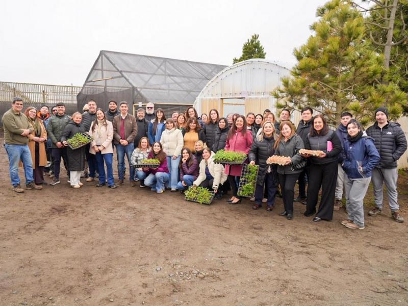 �Esta Chacra tiene una fuerte finalidad educativa y queremos que sea un lugar vivo, donde converjan las escuelas, las universidades, los productores, los equipos t�cnicos y la comunidad�, dijo el Secretar�a de Desarrollo Productivo, Facundo Armas.