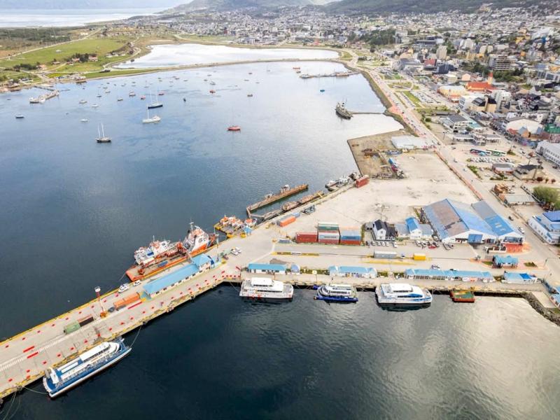 La orden judicial contempla el ingreso a distintos espacios de la terminal portuaria. Entre ellos se encuentran el Muelle Comercial, el Muelle de Catamaranes, la Plazoleta Fiscal, el sector de relleno y el Taller Mec�nico.